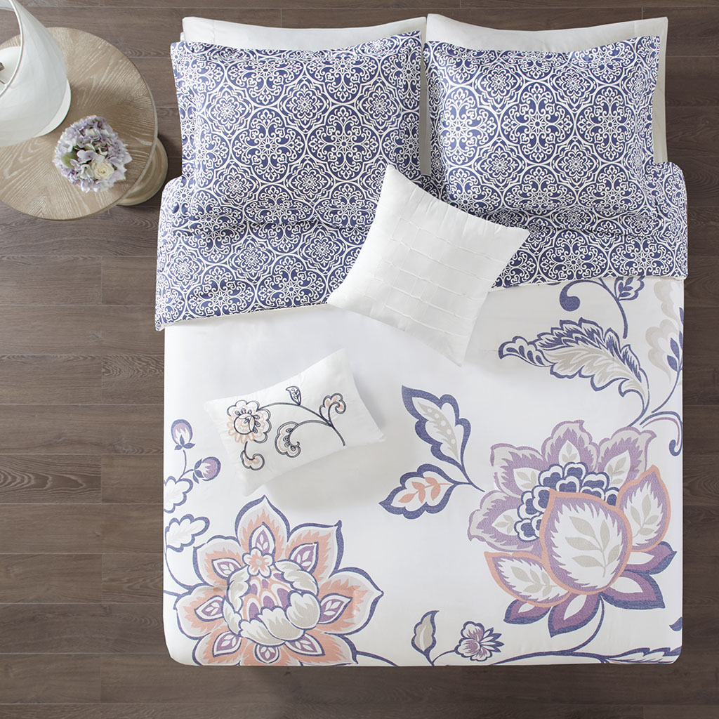 510 Design - Elizabeth 5 Piece Reversible Print Duvet Set - Indigo - King/Cal King
510 Design - Elizabeth 5 Piece Reversible Print Duvet Set - Indigo - King/Cal King