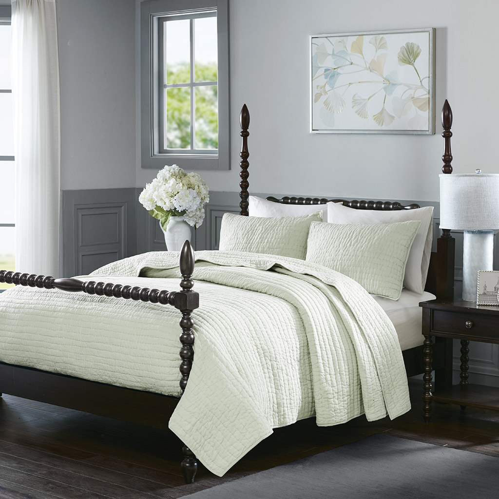Madison Park Signature - Serene Cotton Hand Quilted Coverlet Set - Seafoam - King
Madison Park Signature - Serene Cotton Hand Quilted Coverlet Set - Seafoam - King