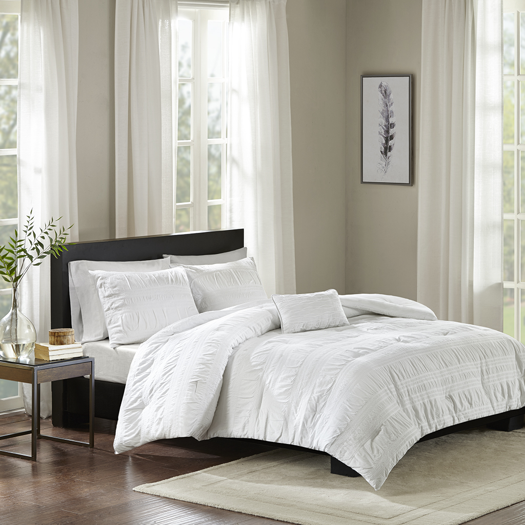 Madison Park - Nicolette 4 Piece Cotton Seersucker Comforter Set - White - Full/Queen 
Madison Park - Nicolette 4 Piece Cotton Seersucker Comforter Set - White - Full/Queen