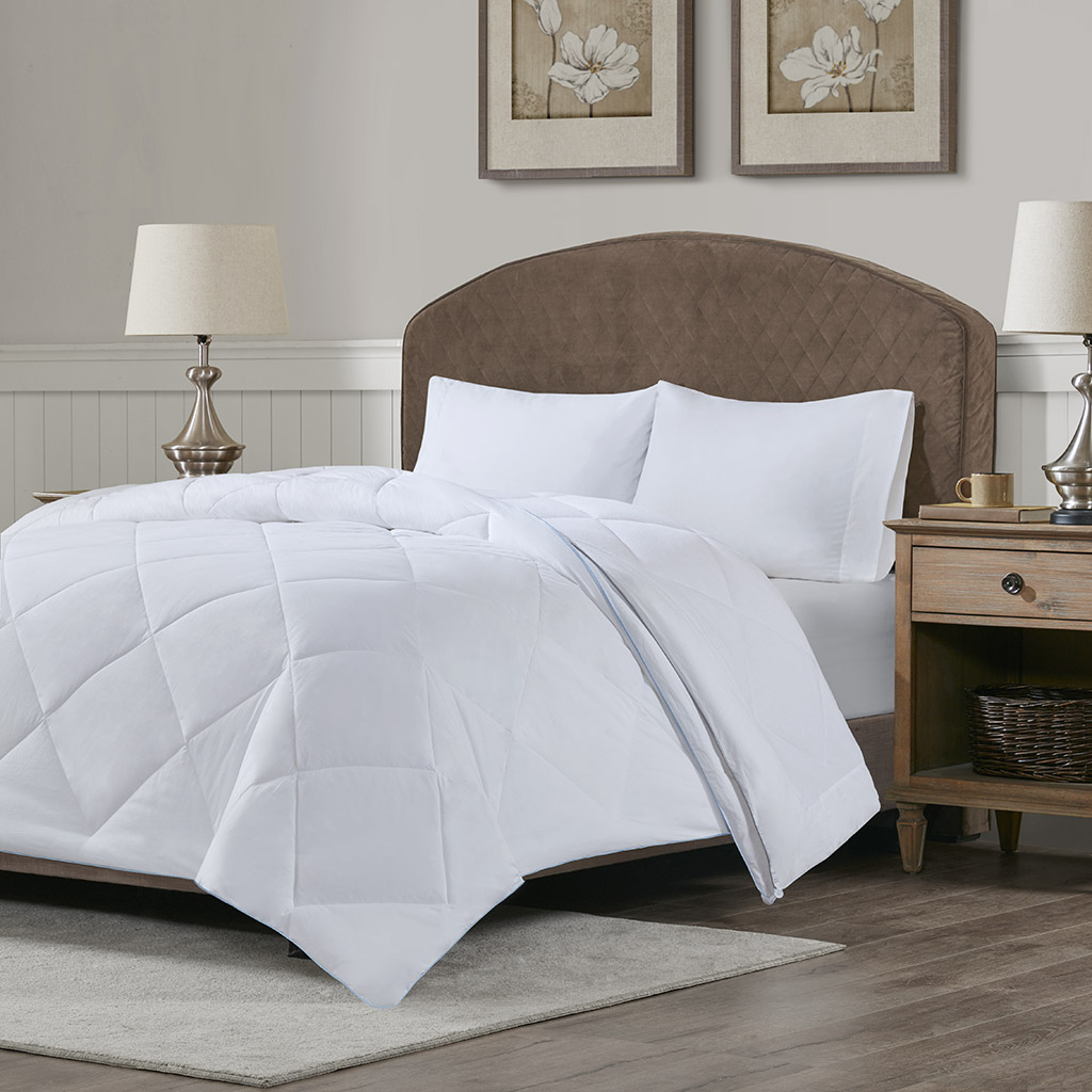 Sleep Philosophy - Cooling and Warm Reversible Down Alternative Comforter - White - Twin
Sleep Philosophy - Cooling and Warm Reversible Down Alternative Comforter - White - Twin