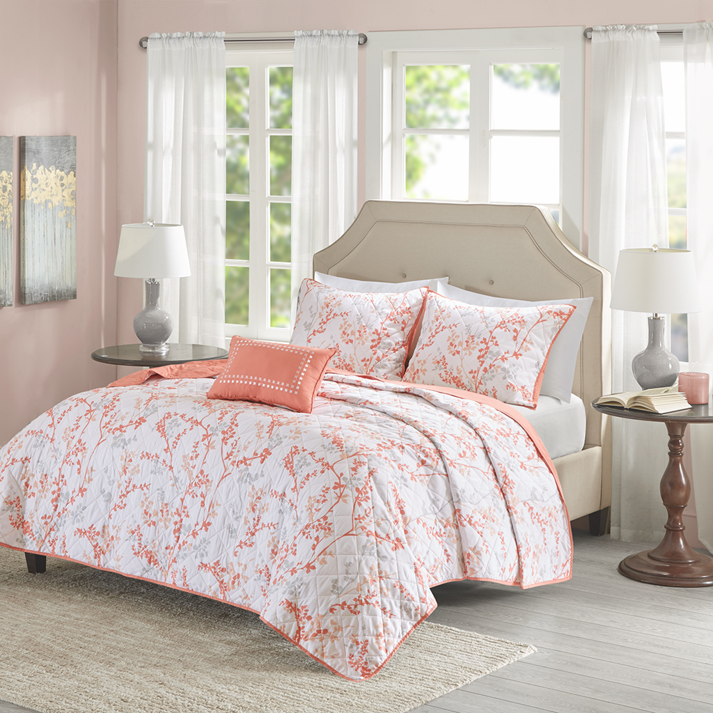 Madison Park Essentials - Lovelle 4 Piece Coverlet Set - Coral - Full/Queen
Madison Park Essentials - Lovelle 4 Piece Coverlet Set - Coral - Full/Queen