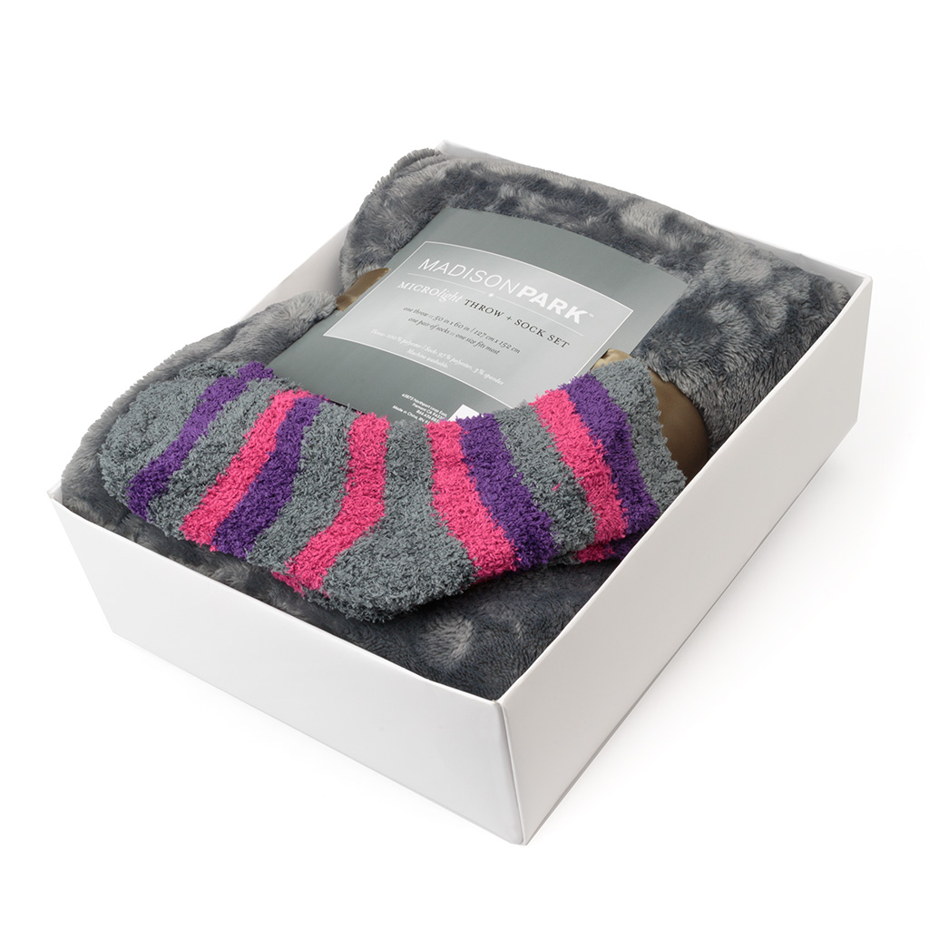 Madison Park - Solid Microlight Throw & Sock Set Throw & Sock Set - Grey - See below
Madison Park - Solid Microlight Throw & Sock Set Throw & Sock Set - Grey - See below