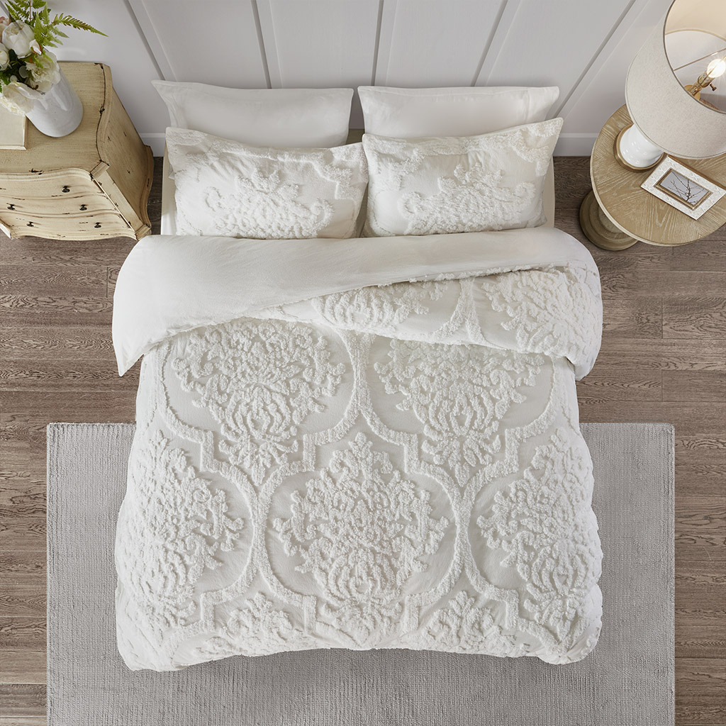 Madison Park - Viola 3 Piece Tufted Cotton Chenille Damask Duvet Cover Set - White - Full/Queen
Madison Park - Viola 3 Piece Tufted Cotton Chenille Damask Duvet Cover Set - White - Full/Queen