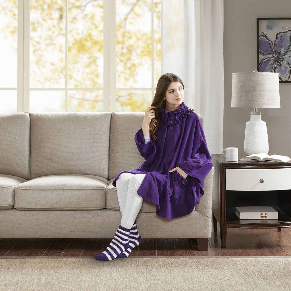 Premier Comfort - Ruffle Trim Fleece Angel Wrap with Sock Set - Plum - 56x68
Premier Comfort - Ruffle Trim Fleece Angel Wrap with Sock Set - Plum - 56x68
