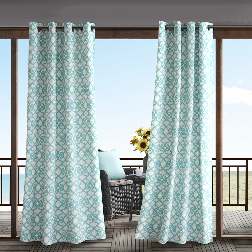 Madison Park - Daven Printed Fretwork 3M Scotchgard Outdoor Panel - Aqua - 84" Panel
Madison Park - Daven Printed Fretwork 3M Scotchgard Outdoor Panel - Aqua - 84" Panel