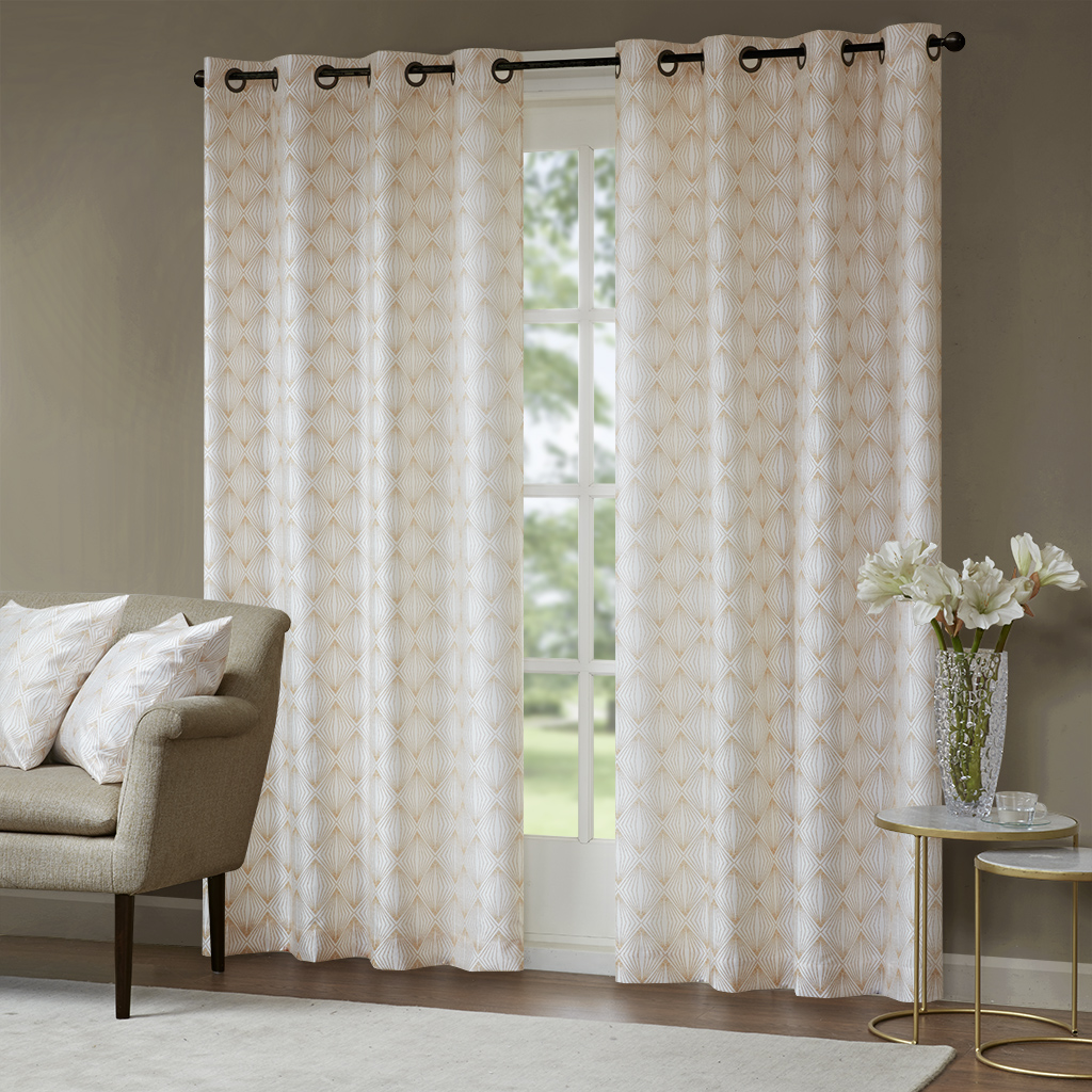 Madison Park - Krystal Metallic Faux Silk Window Panel - Rose gold - 84" Panel
Madison Park - Krystal Metallic Faux Silk Window Panel - Rose gold - 84" Panel