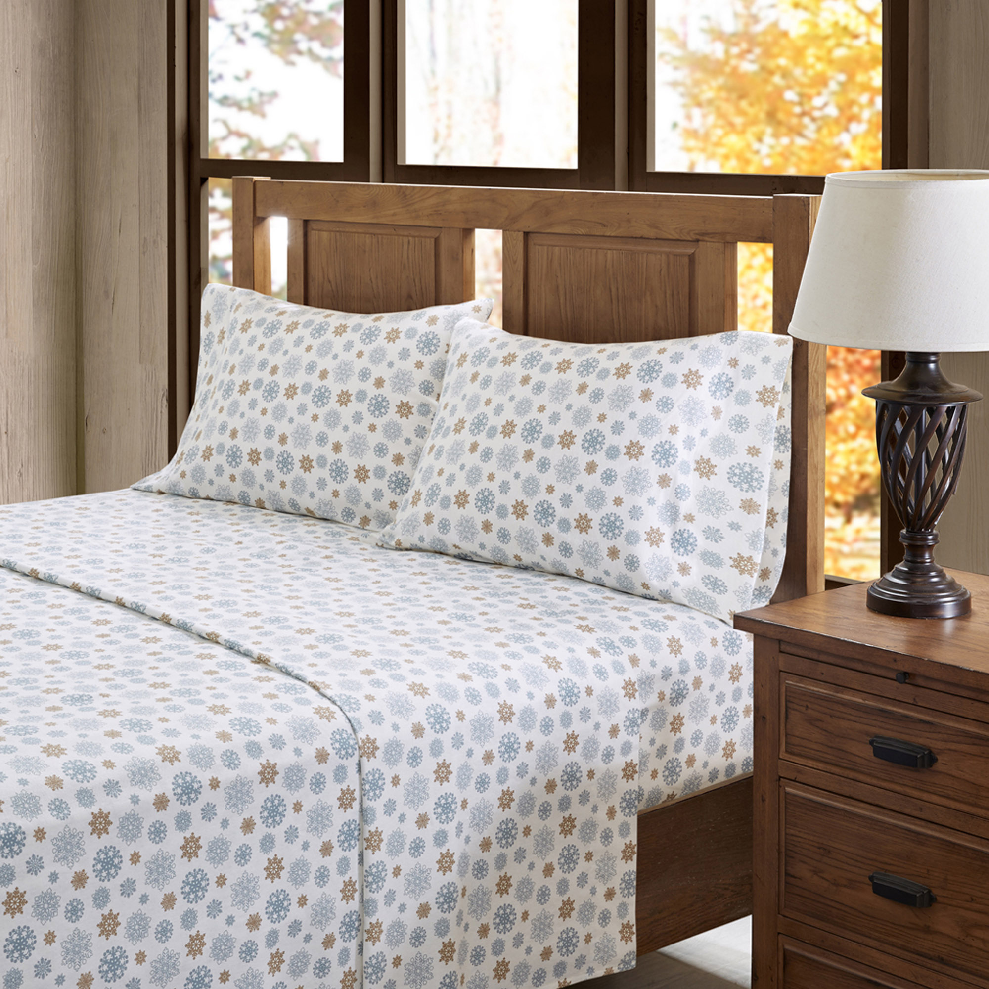True North by Sleep Philosophy - Cozy Flannel 100% Cotton Flannel Printed Sheet Set - Tan/Blue Snowflakes - Queen
True North by Sleep Philosophy - Cozy Flannel 100% Cotton Flannel Printed Sheet Set - Tan/Blue Snowflakes - Queen
