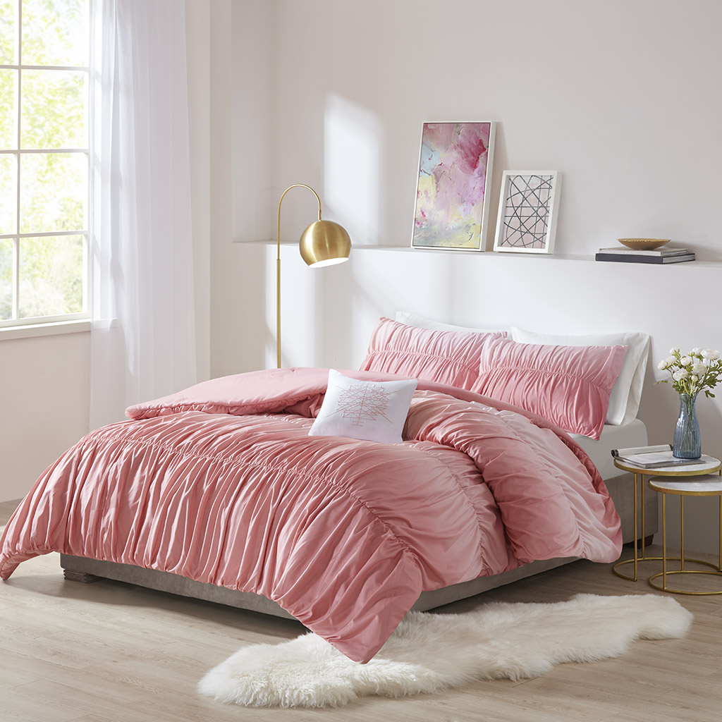Intelligent Design - Ellen Ombre and Ruched Comforter Set - Blush - Full/Queen
Intelligent Design - Ellen Ombre and Ruched Comforter Set - Blush - Full/Queen