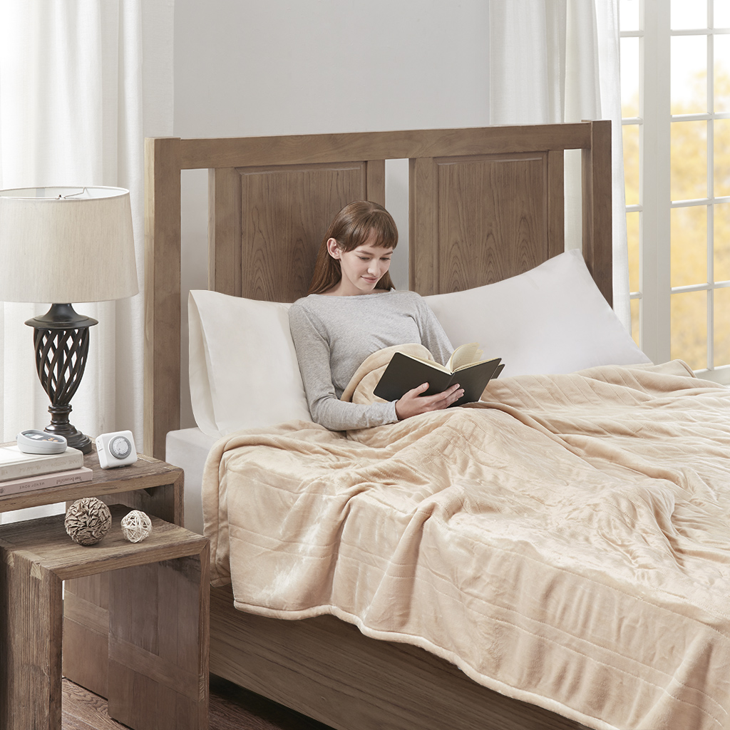 True North by Sleep Philosophy - Ultra Soft Plush Reverses To Berber Heated Blanket with Bonus Automatic Timer - Tan - Full
True North by Sleep Philosophy - Ultra Soft Plush Reverses To Berber Heated Blanket with Bonus Automatic Timer - Tan - Full