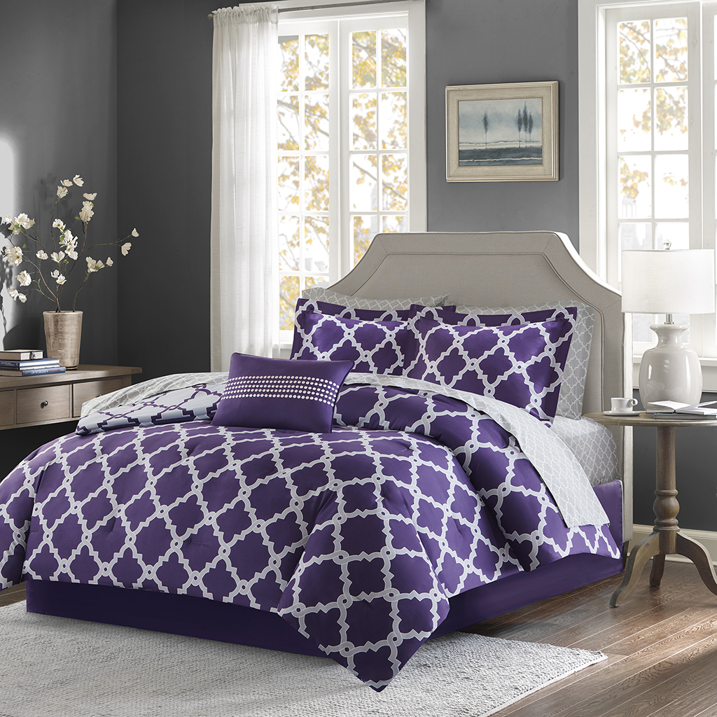 Madison Park Essentials - Merritt Reversible Complete Comforter and Cotton Sheet Set - Purple/Grey - King
Madison Park Essentials - Merritt Reversible Complete Comforter and Cotton Sheet Set - Purple/Grey - King