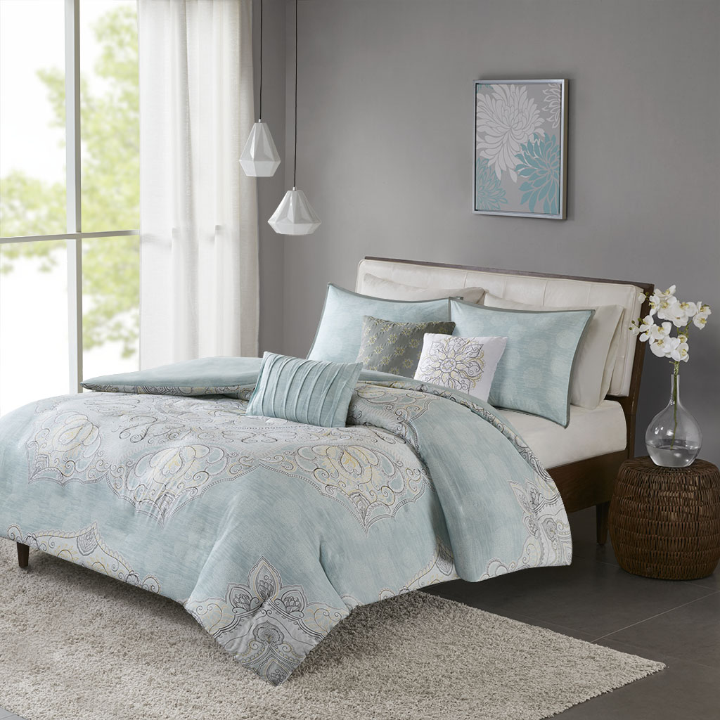Madison Park - Lucinda 6 Piece Reversible Cotton Sateen Duvet Cover Set - Seafoam - Full/Queen
Madison Park - Lucinda 6 Piece Reversible Cotton Sateen Duvet Cover Set - Seafoam - Full/Queen