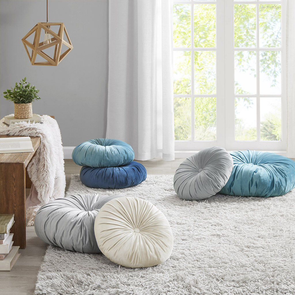 Intelligent Design - Balan Poly Velvet Round Floor Pillow Cushion - Light Grey - 24x24
Intelligent Design - Balan Poly Velvet Round Floor Pillow Cushion - Light Grey - 24x24