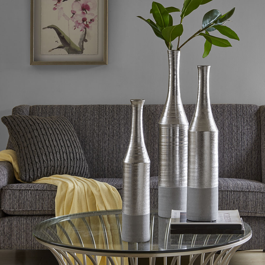 

Madison Park Signature - Nouveau Vase - Silver - Small