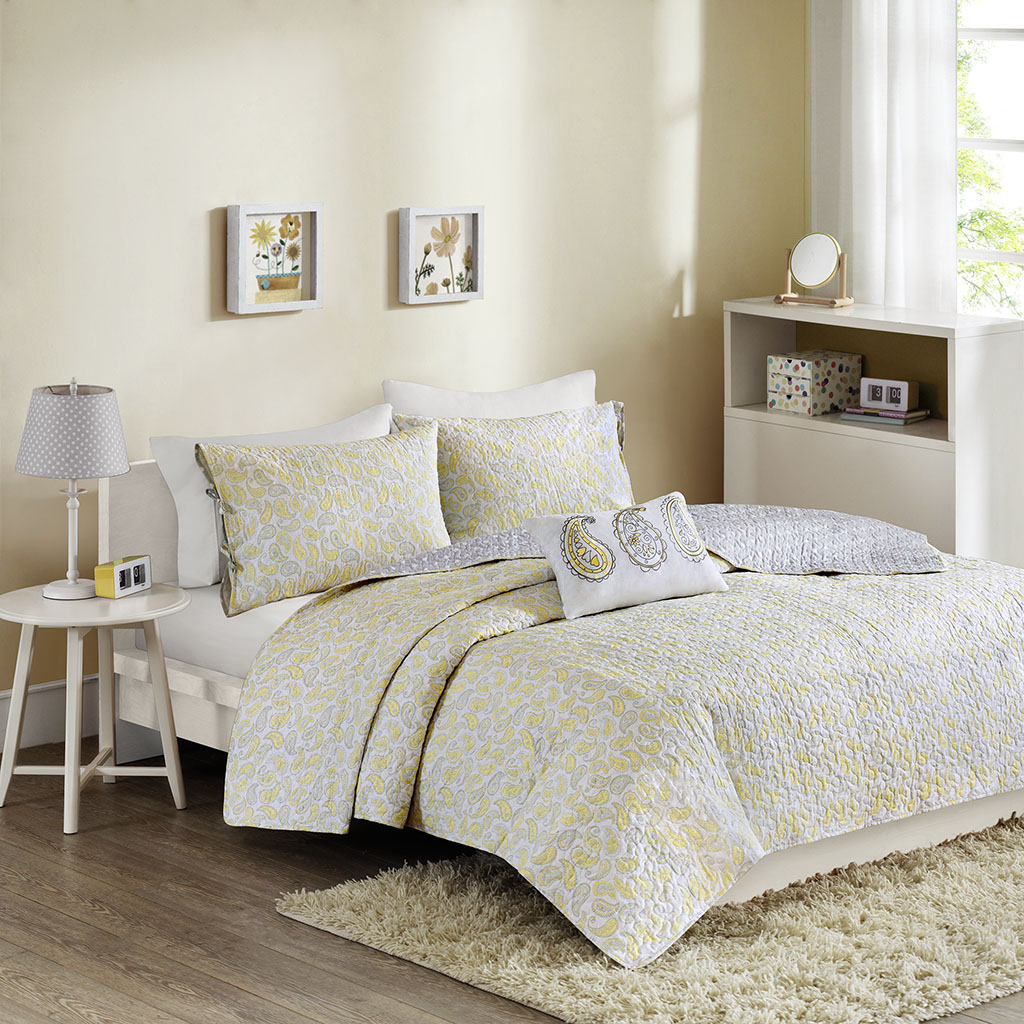 

Mi Zone - Susie 4 Piece Coverlet Set - Yellow - Full/Queen