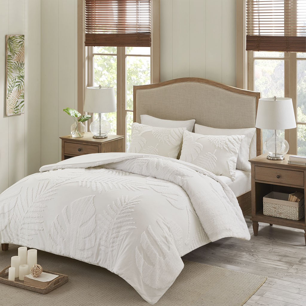 

Madison Park - Bahari 3 Piece Tufted Cotton Chenille Palm Comforter Set - White - Full/Queen