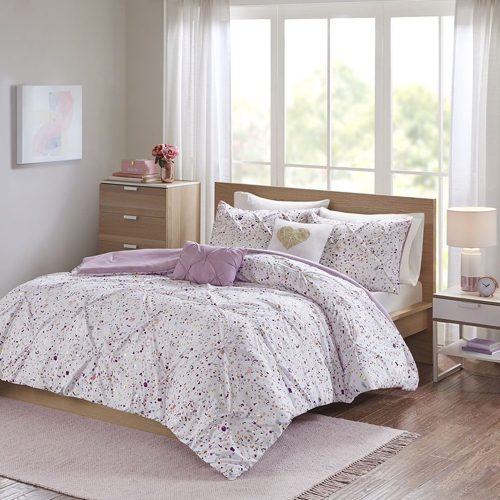 

Intelligent Design - Abby Metallic Printed and Pintucked Comforter - Plum - Full/Queen