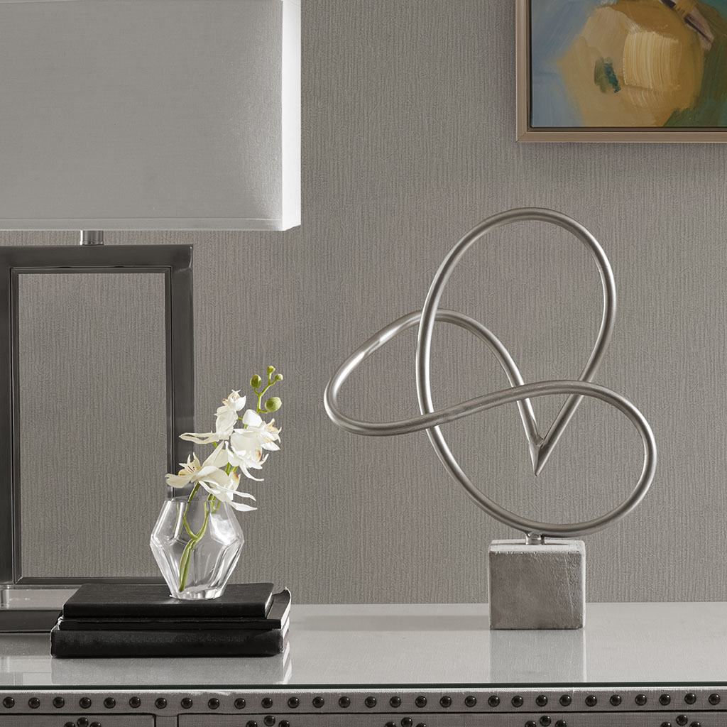 

Madison Park - Cicero Metal table Decor with a cement base - Silver - See below