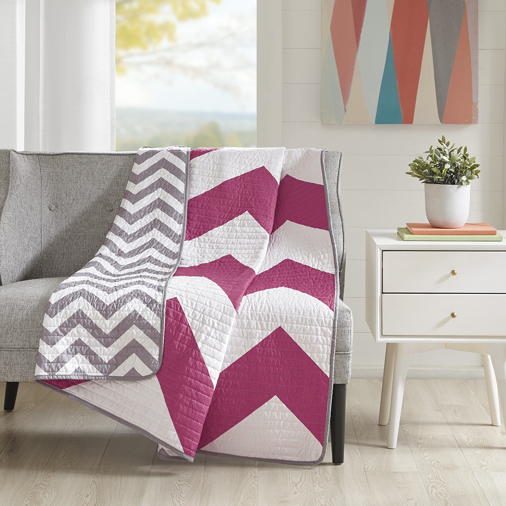 

Mi Zone - Libra Oversized Quilted Throw - Pink - 60x70