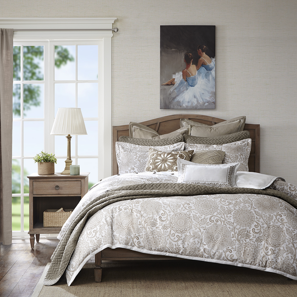 

Madison Park Signature - Sophia Comforter Set - Ivory - Queen