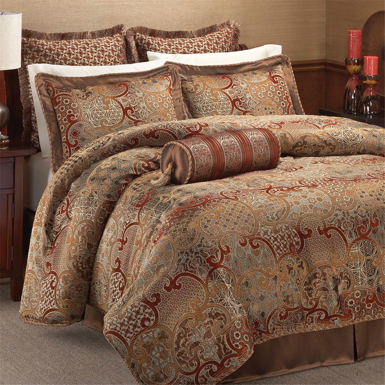 

Avenue 8 - Hickory 4 Piece Comforter Set - Brick - King