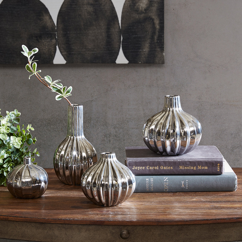 

INK+IVY - Bartlett Vase Set of 4 - Silver - See below