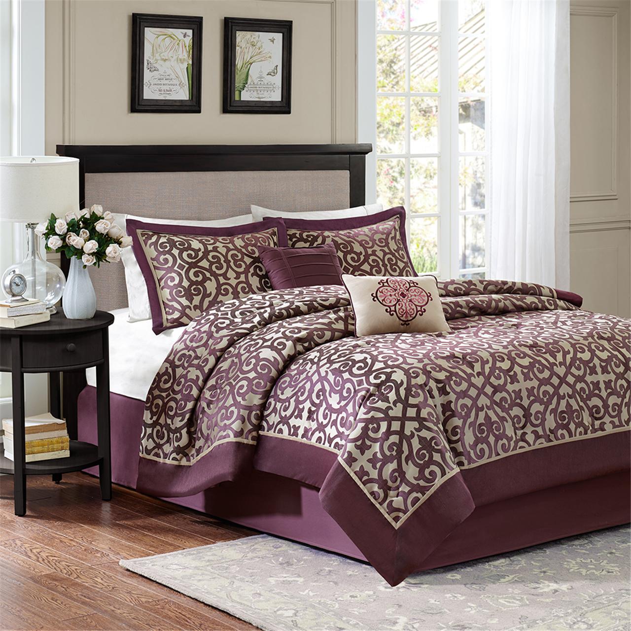 

Madison Park - Carnegie 6 Piece Comforter Set - Plum - Queen