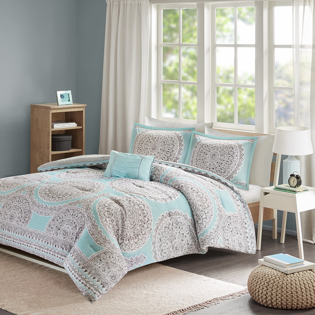 

Comfort Spaces - Adele Comforter Set - Aqua - Twin/Twin XL
