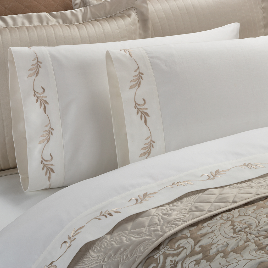 

Avenue 8 - Duchamp Cotton Sateen Sheet Set - White - Queen