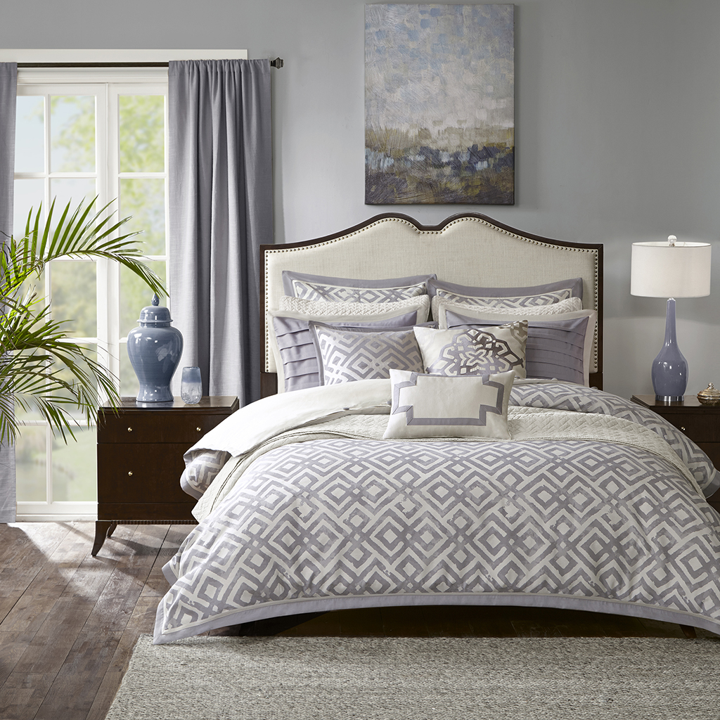 

Madison Park Signature - Stein Comforter Set - Grey - King