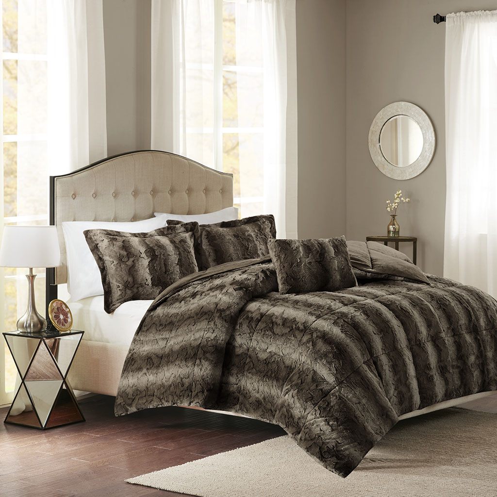 

Madison Park - Zuri Faux Fur Comforter Set - Chocolate - Full/Queen