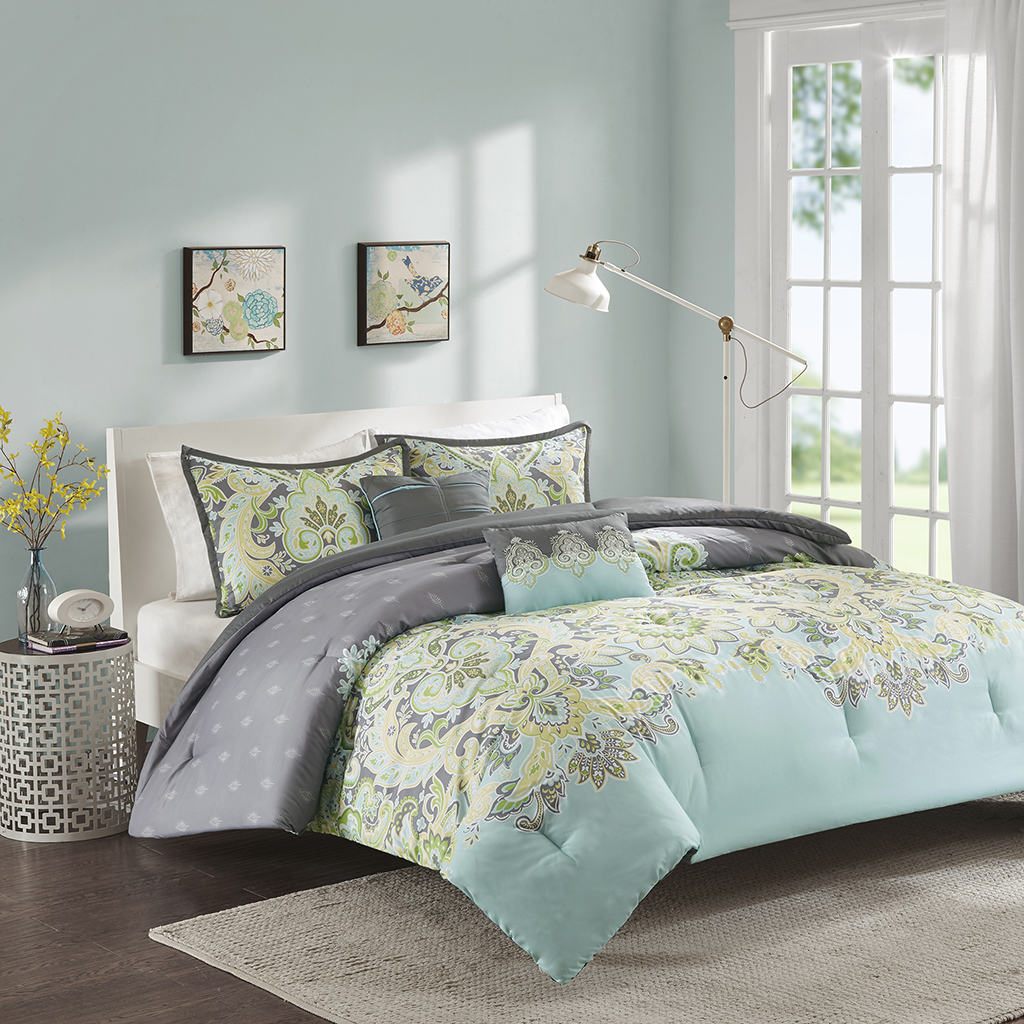 

Intelligent Design - Zana Comforter Set - Aqua - Full/Queen