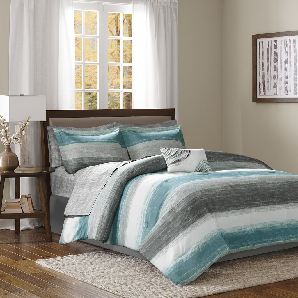 

Madison Park Essentials - Saben Complete Comforter and Cotton Sheet Set - Aqua - Twin