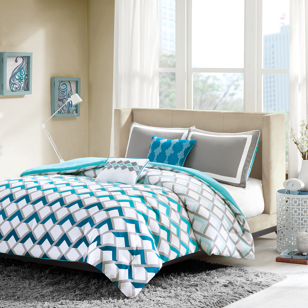 

Intelligent Design - Finn Comforter Set - Blue - Full/Queen