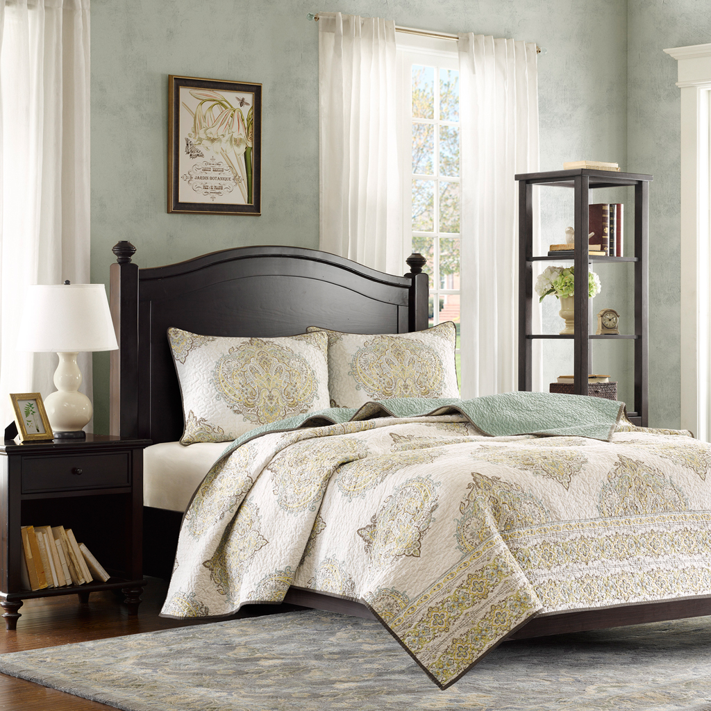 

Harbor House - Miramar Coverlet - Multi - Full/Queen