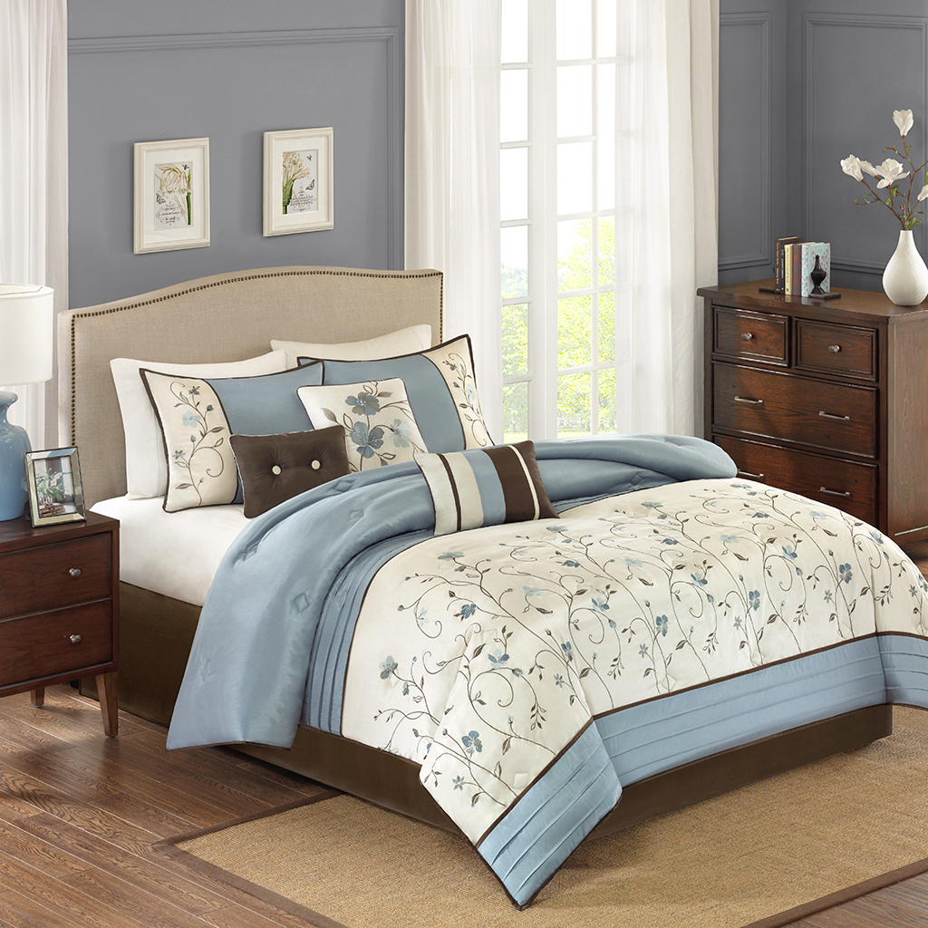 

Avenue 8 - BHG Ashlyn 7 Piece Comforter Set - Blue - Full