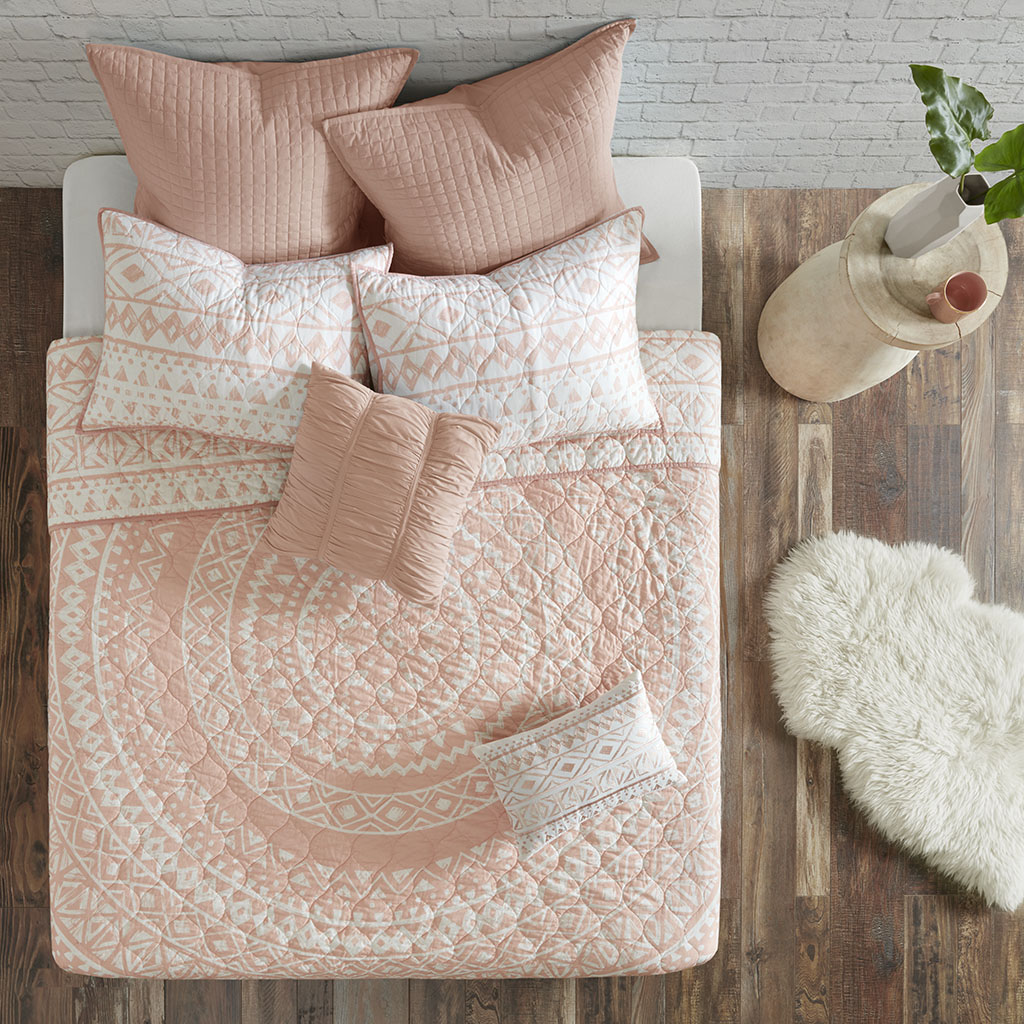 

Urban Habitat - Larisa 7 Piece Cotton Reversible Coverlet Set - Blush - Full/Queen