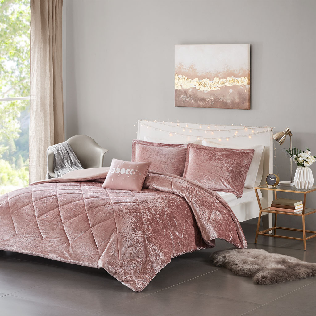 

Intelligent Design - Felicia Velvet Duvet Cover Set - Blush - Twin/Twin XL