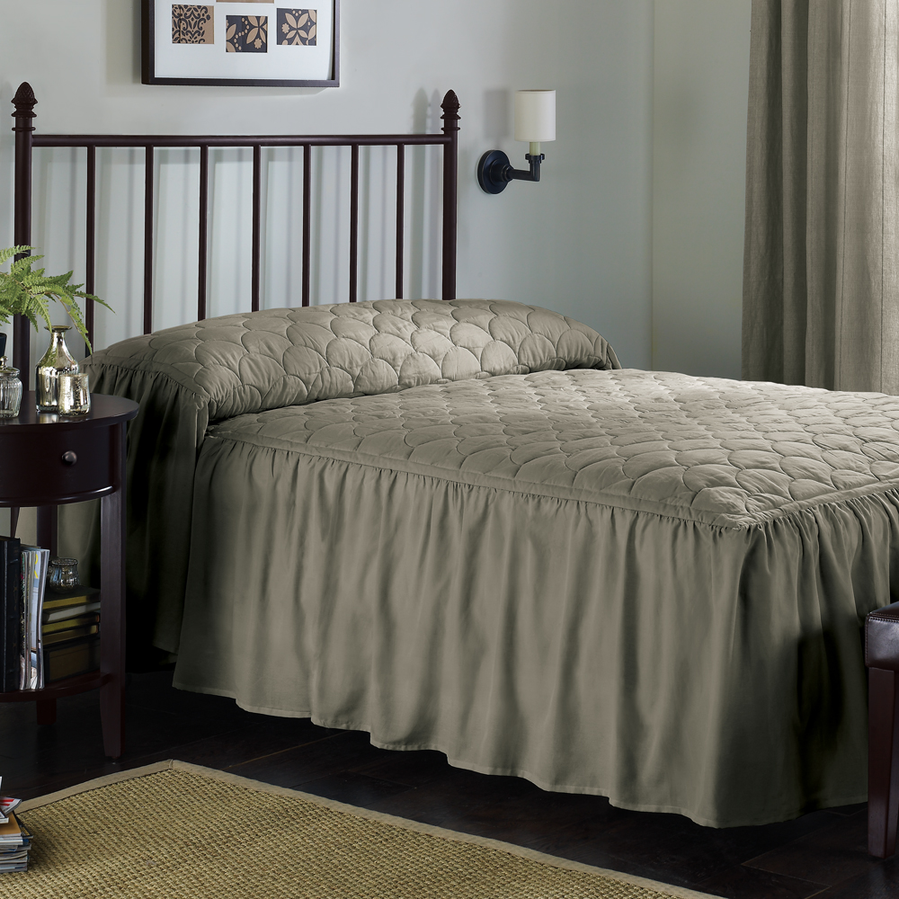 

Main Street - Solid Skirted Skirted Bedspread - Brown - Twin