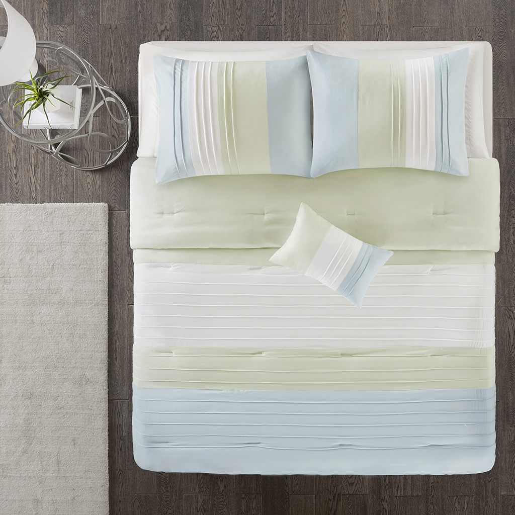 

510 Design - Terence 4 Piece Comforter Set - Green - Full/Queen
