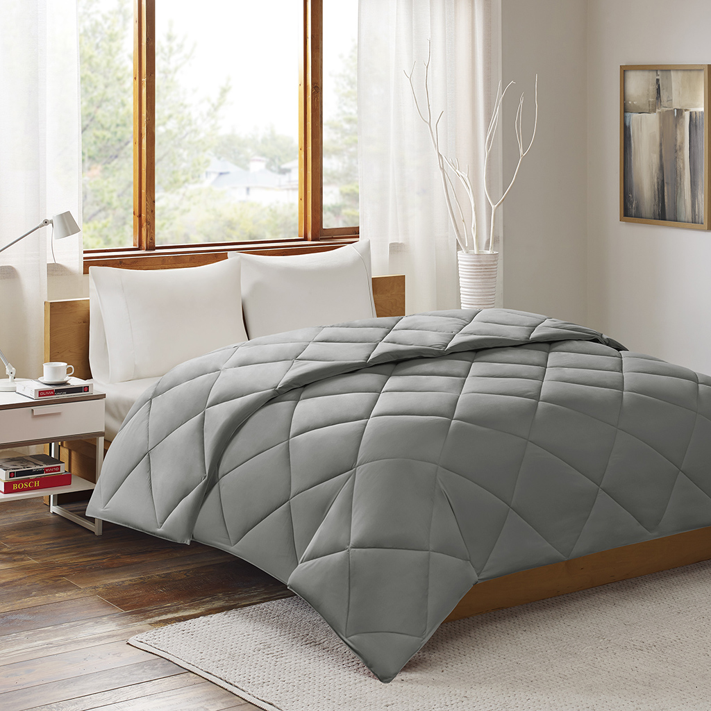 

Comfort Classics - 3M Microfiber Comforter with 3M Repel & Release Treatment - Grey - King