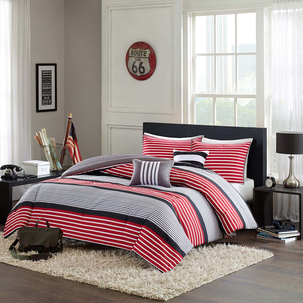 

Intelligent Design - Paul Comforter Set - Red - Full/Queen