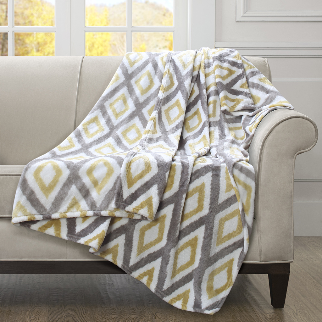 

Madison Park - Ikat Diamond Throw - Yellow - 60x70