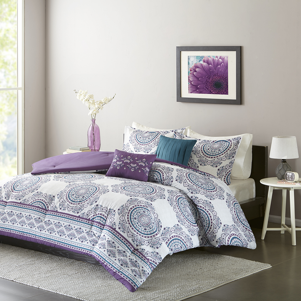 

Intelligent Design - Anika Comforter Set - Purple - Full/Queen