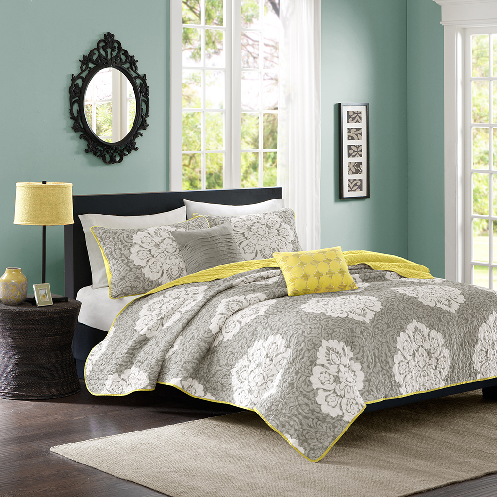 

Intelligent Design - Tanya Coverlet Set - Grey - Full/Queen