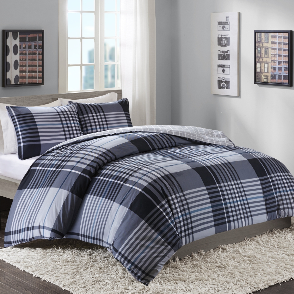

Intelligent Design - Nathan Blue Duvet Mini Set - Blue - Full/Queen
