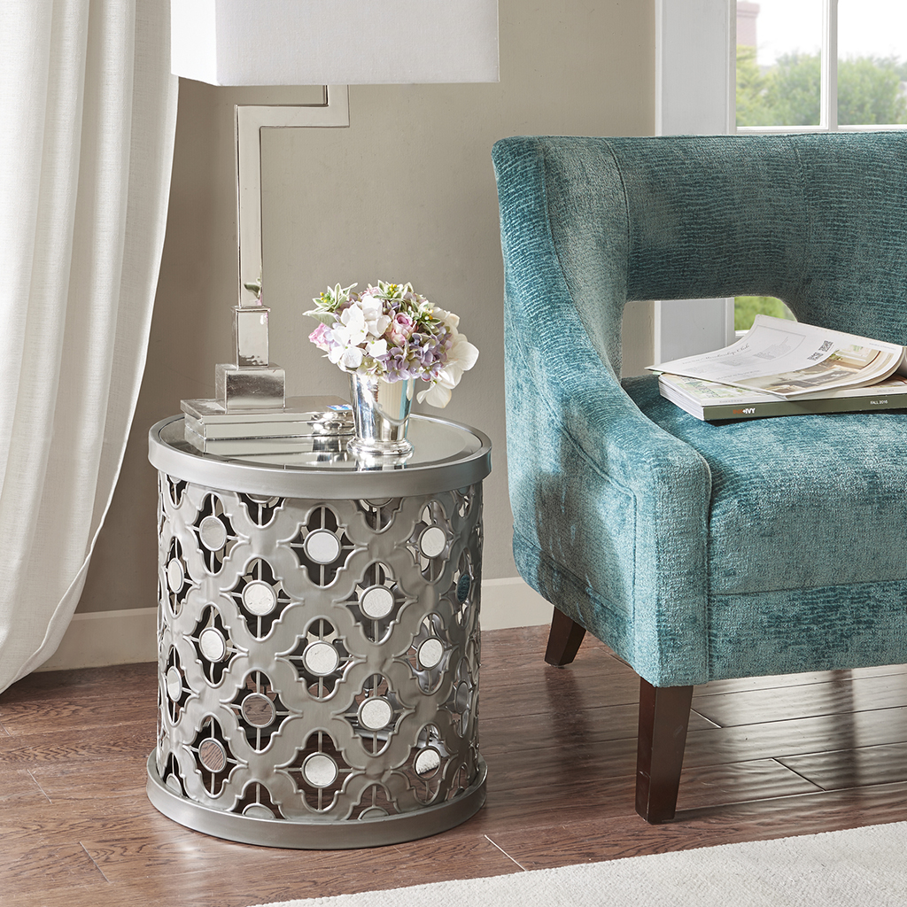 

Madison Park - Arian Quatrefoil Mirror Accent Table - Silver - See below
