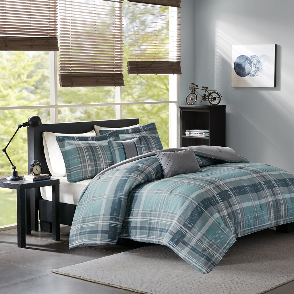 

Intelligent Design - Harold Comforter Set - Aqua - Full/Queen
