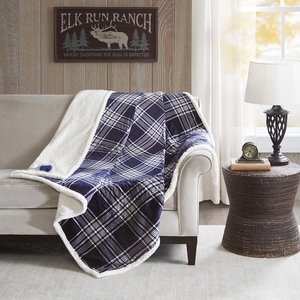 

Woolrich - Leeds Oversized Plaid Print Faux Mink to Berber Heated Throw - Navy - 60x70