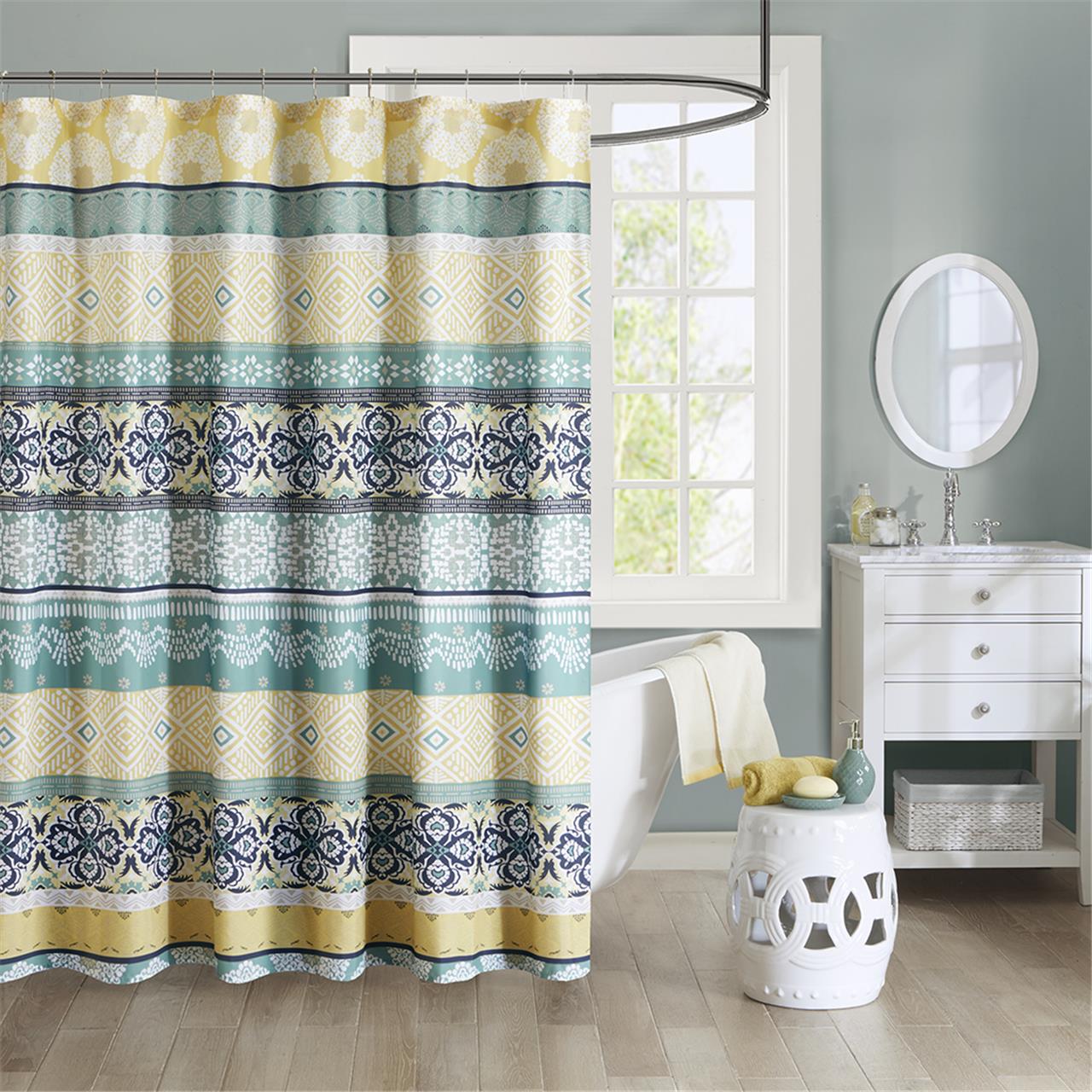 

Intelligent Design - Arissa 100% Microfiber Printed Shower Curtain - Green - 72x72