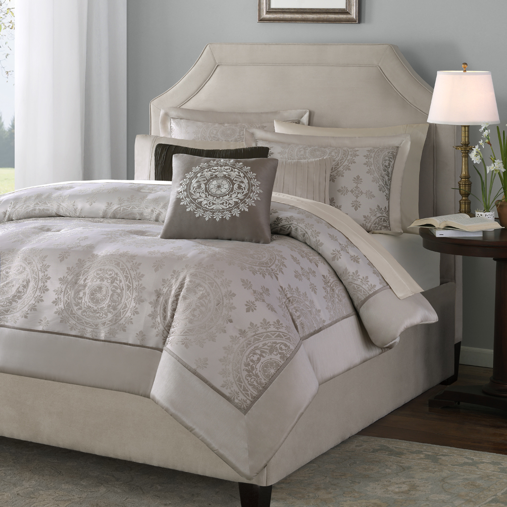 

Madison Park - Tiburon 6 Pieces Duvet Cover Set - Tan - Queen